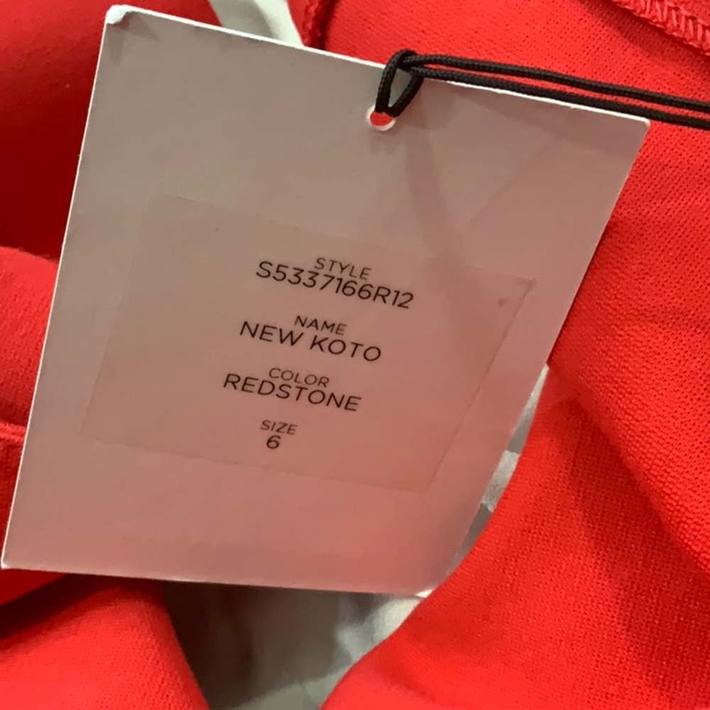 DVF RED lined NWT PENCIL Skirt - Picture 9 of 10